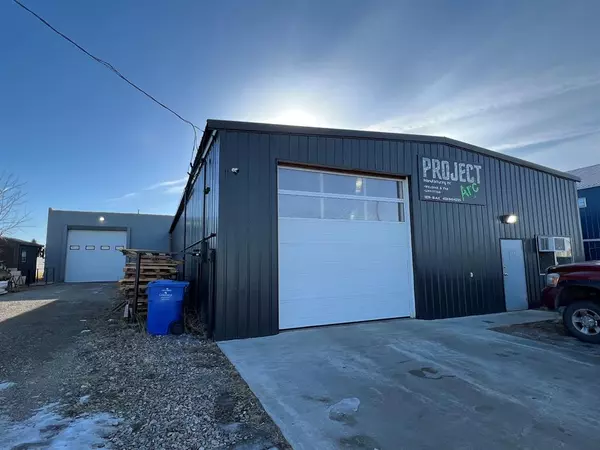 Coaldale, AB T1M 0B4,1209 18 AVE