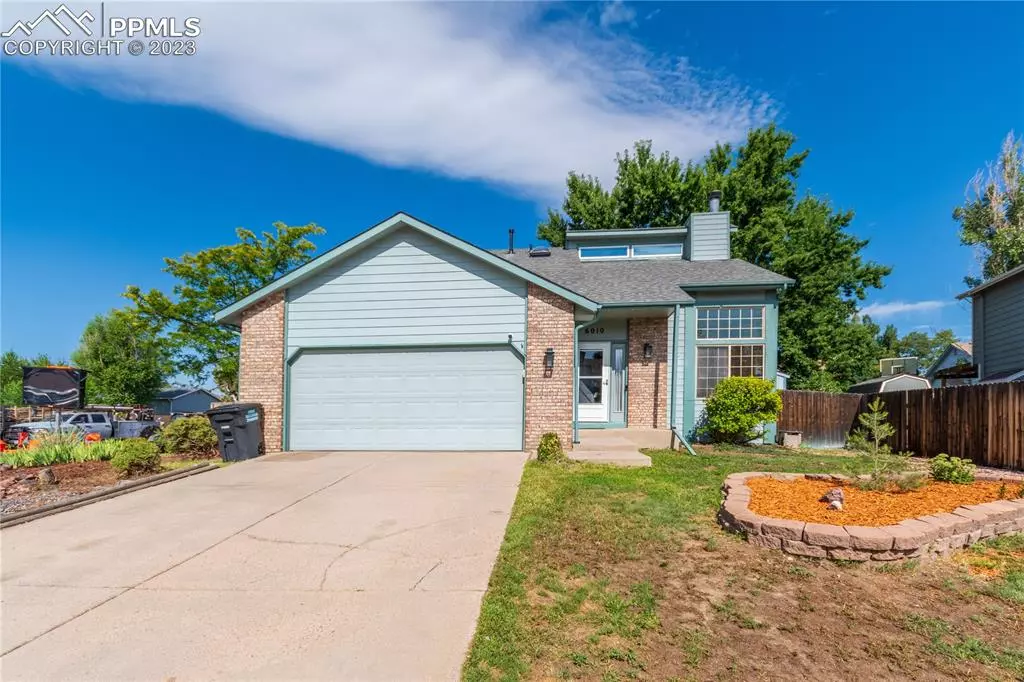 Colorado Springs, CO 80918,6010 Breeze CT