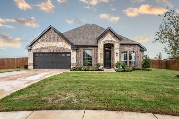 1574 Harrison Circle,  Waxahachie,  TX 75165