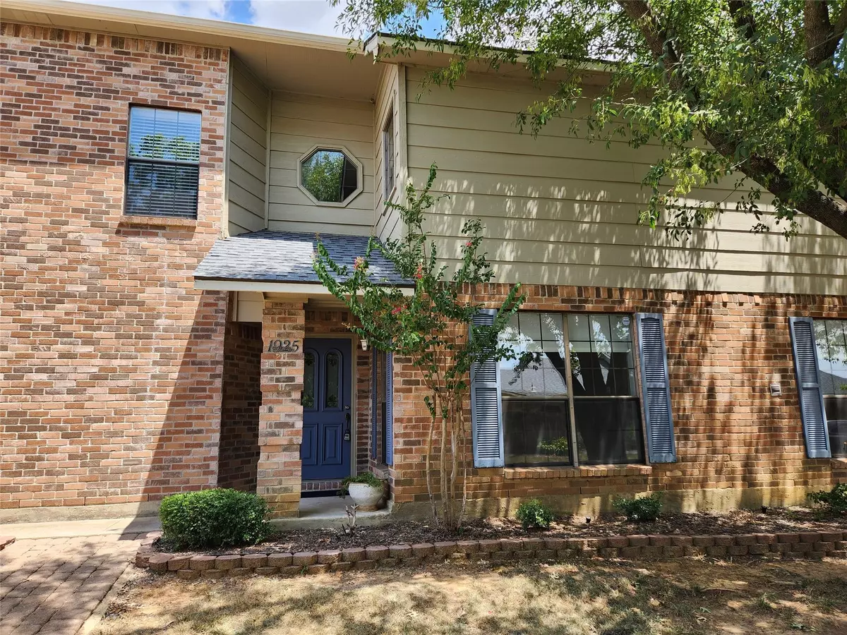 Colleyville, TX 76034,1925 Maplewood Trail