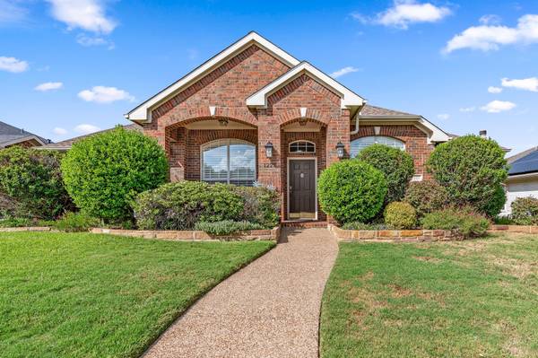 1229 Marina Court,  Lewisville,  TX 75067