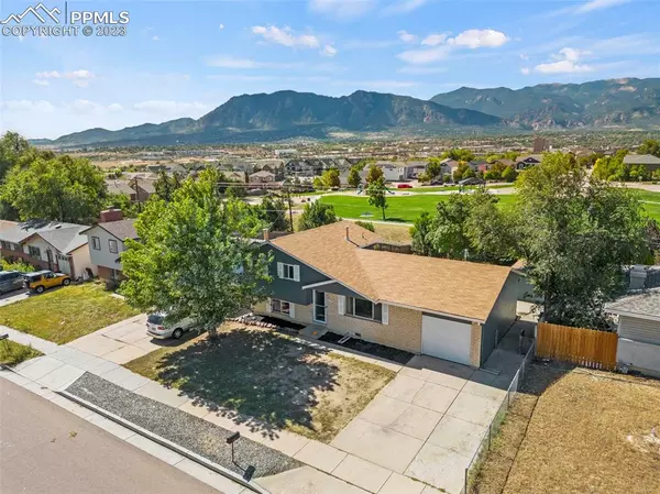 Colorado Springs, CO 80910,2206 Carmel DR