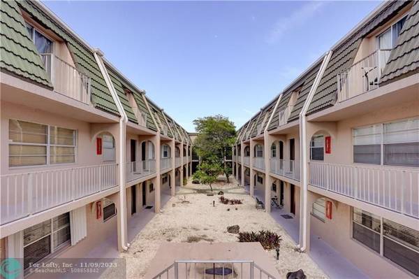 1100 SE 4th Ave  #34,  Deerfield Beach,  FL 33441