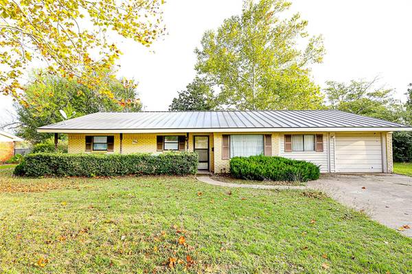 1309 Rock Street,  Bowie,  TX 76230