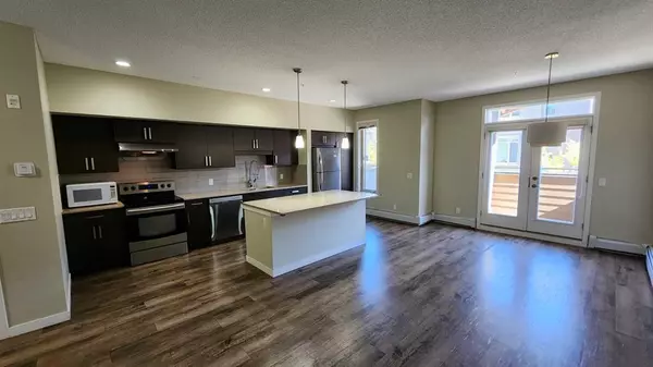 Calgary, AB T3H 0Y4,7 Westpark Common SW #208