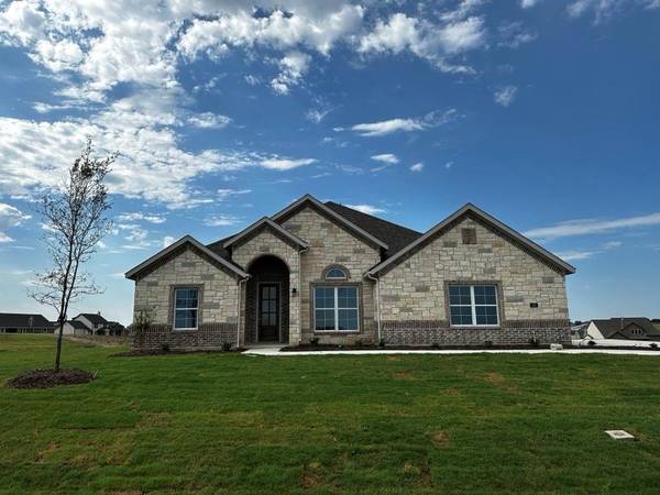 124 Spanish Moss Trail, Rhome, TX 76078