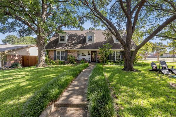 427 Lawndale Drive, Richardson, TX 75080