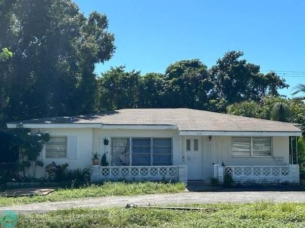 324 SW 2nd Ave,  Boynton Beach,  FL 33435