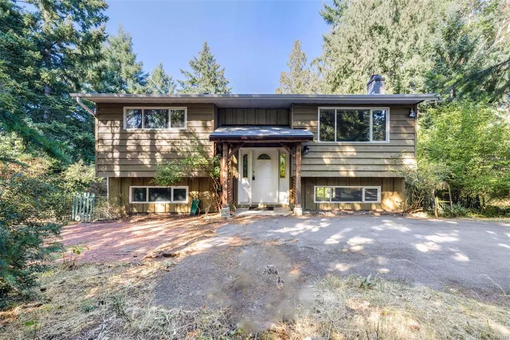 Salt Spring, BC V8K 1J6,280 Woodland Dr