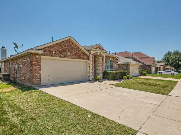 Arlington, TX 76002,6617 Fairglen Drive