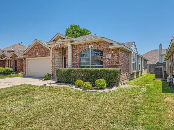 Arlington, TX 76002,6617 Fairglen Drive