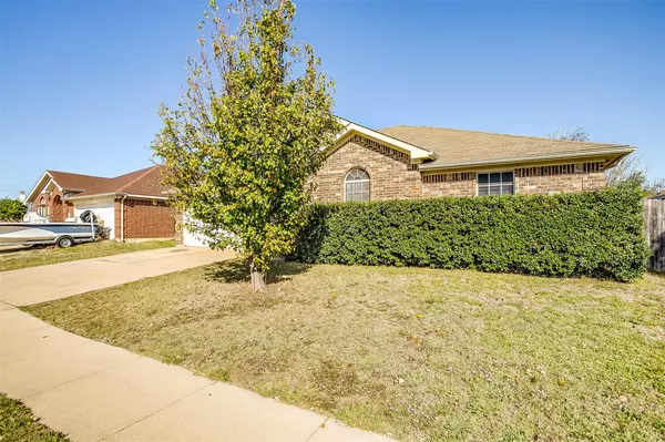 Arlington, TX 76002,6917 Misty Meadow Lane