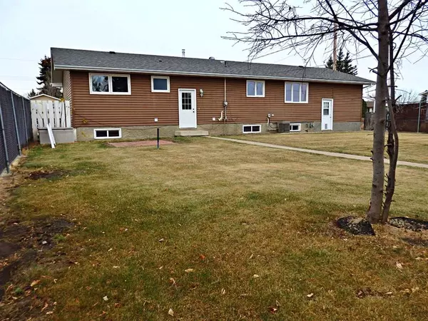 Vermilion, AB T9X 1R3,4535 Stewart CRES