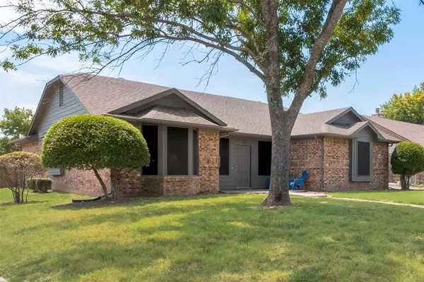 Mesquite, TX 75150,102 Southerland Avenue