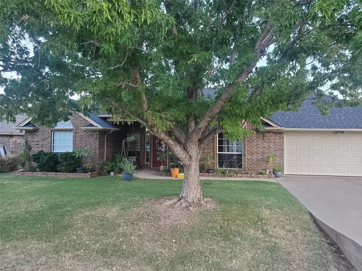 Granbury, TX 76049,4020 Country Meadows Circle