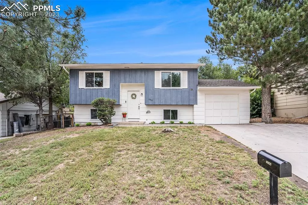 Colorado Springs, CO 80915,1094 CHIRICAHUA DR