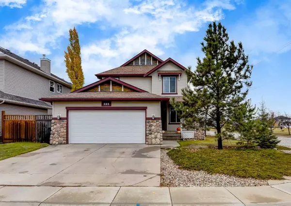 Chestermere, AB T1X 1M5,212 West Lakeview CIR