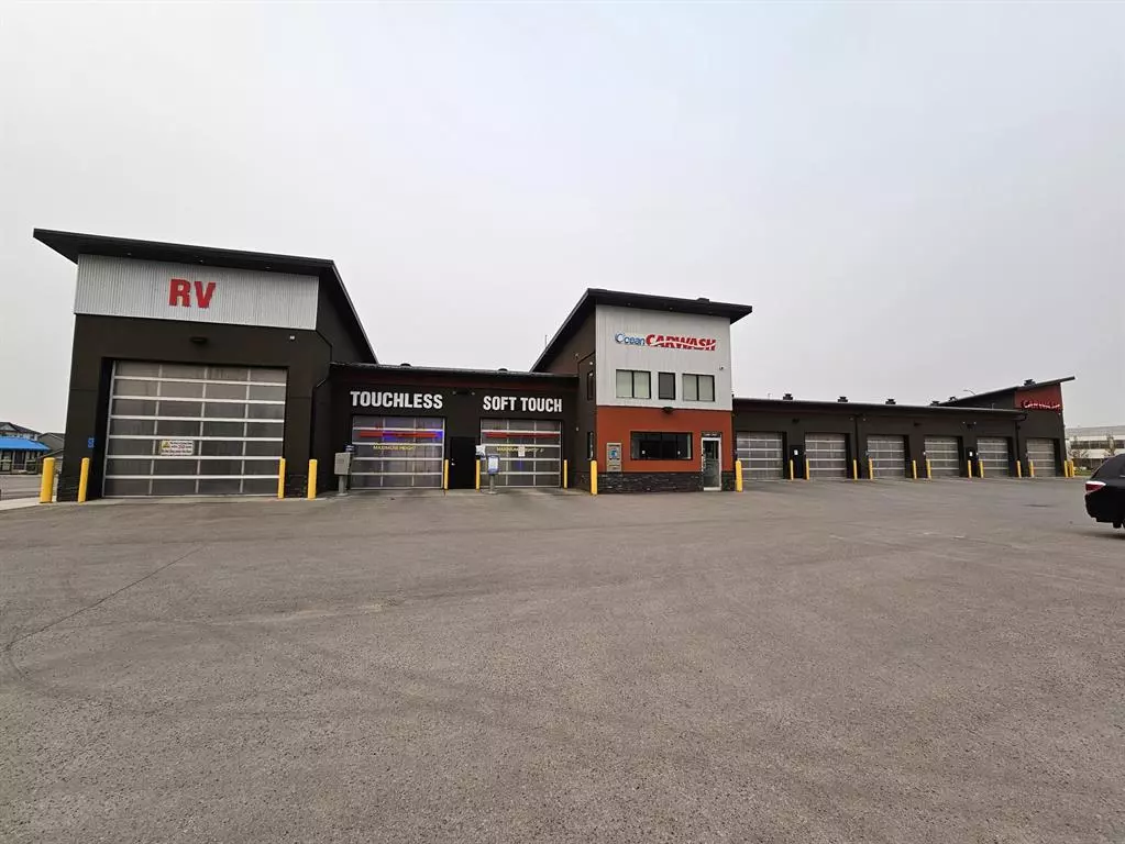 Airdrie, AB T4A0A9,2920 Kingsview BLVD SE #1000