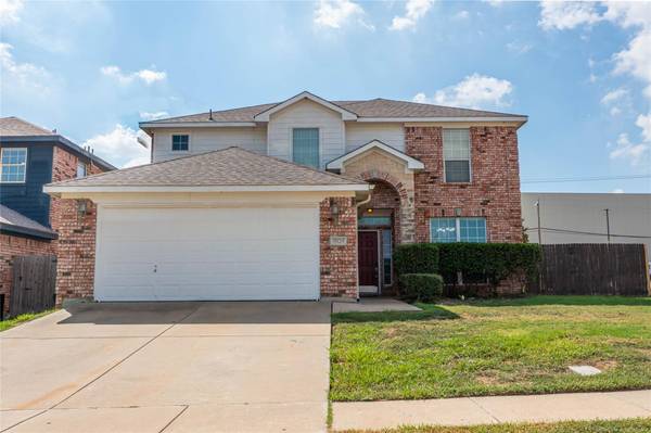 1107 Deedee Creek Drive, Euless, TX 76040