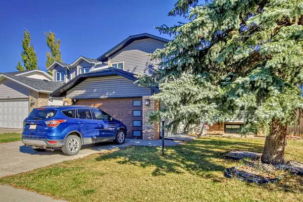 Calgary, AB T2Y 2L1,162 Shannon CIR SW