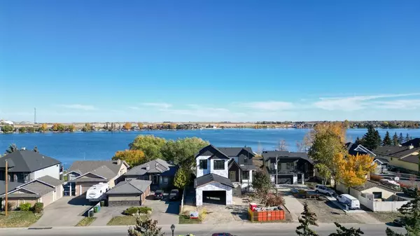 Chestermere, AB T1X 1B2,336 West chestermere DR