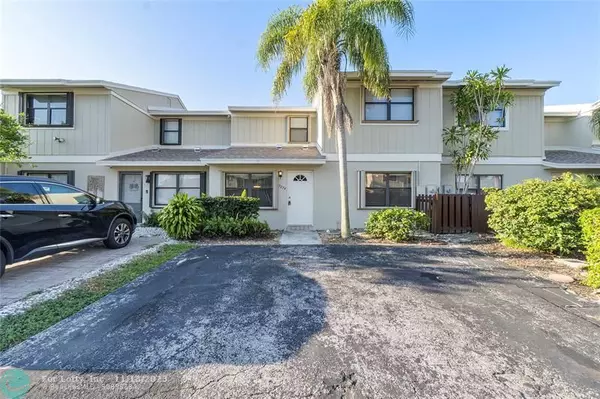 Delray Beach, FL 33484,5274 Tennis Ln  #5274