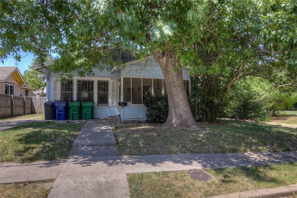 2104 Jones Street, Greenville, TX 75401