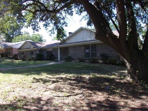 3055 Mahaffey Lane, Paris, TX 75460