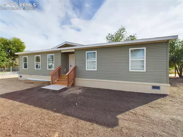 113 E Homer DR, Pueblo West, CO 81007