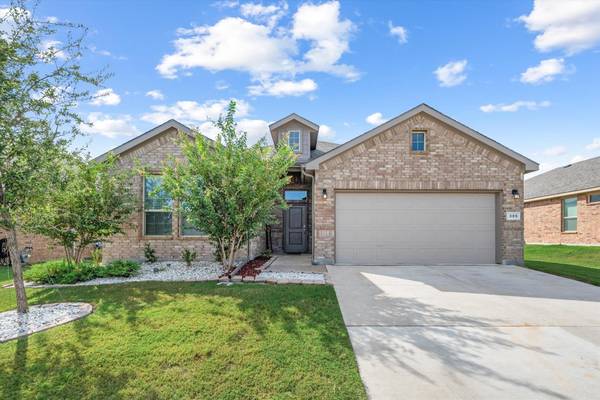 305 Running Water Trail, Fort Worth, TX 76131