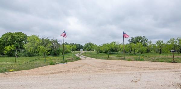 1589 E County Road 423,  May,  TX 76857