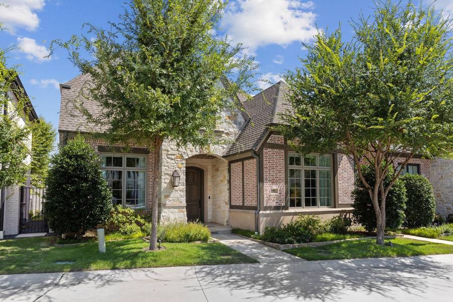 26 Abbey Creek Way, Dallas, TX 75248