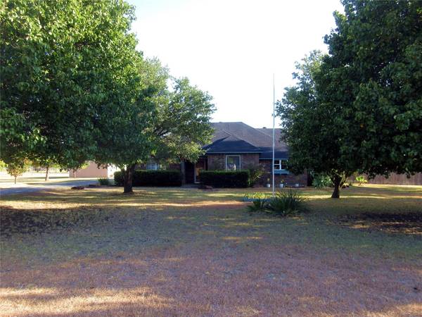 2112 Floyd Hampton Road,  Crowley,  TX 76036