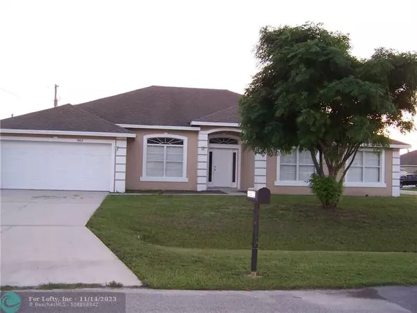 3802 SW KOLSTED ST, Port Saint Lucie, FL 34953