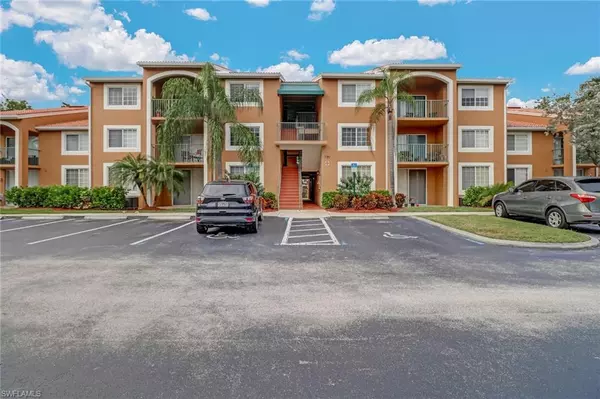 Naples, FL 34104,1190 Wildwood Lakes BLVD 306