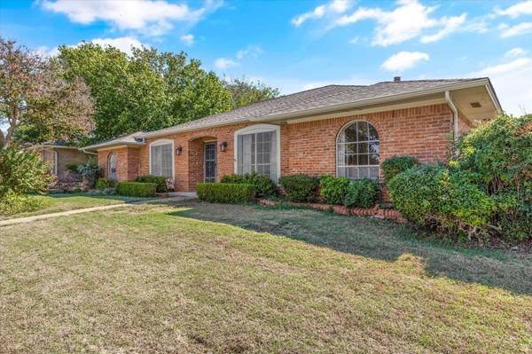 202 N Venice Drive, Duncanville, TX 75116