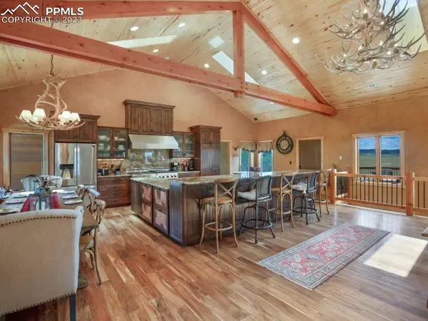 Hartsel, CO 80449,5500 Uxta TRL