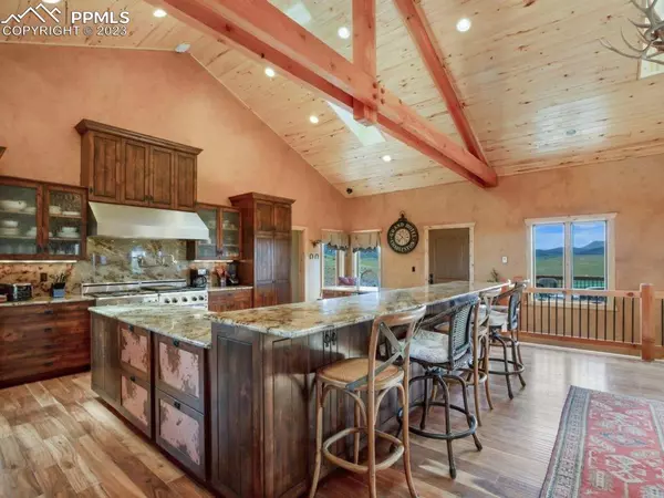 Hartsel, CO 80449,5500 Uxta TRL