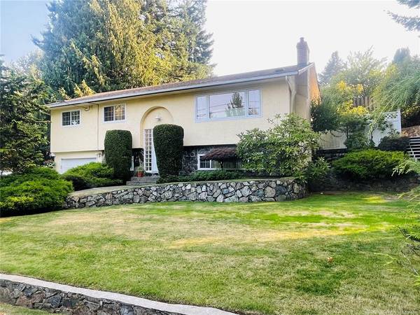 Colwood, BC V9C 1M1,591 Langholme Dr