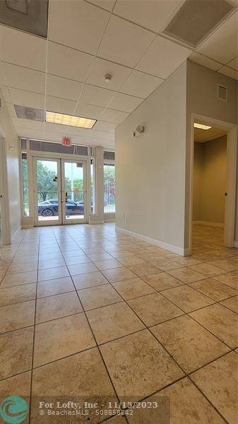 Plantation, FL 33324,700 SW 78th Ave  #C-114