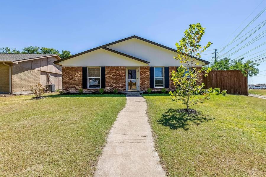 4908 Arbor Glen Road, The Colony, TX 75056