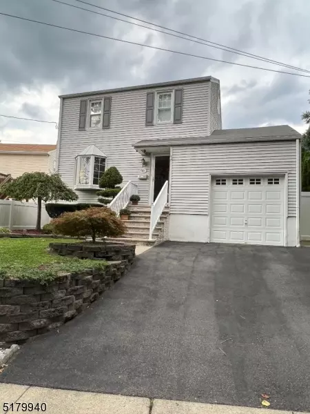 58 May St, Belleville Twp., NJ 07109