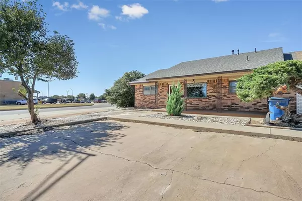 Cordell, OK 73632,1501 Crestview Drive