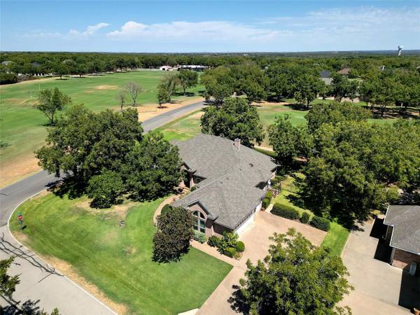 5700 Long Drive,  Granbury,  TX 76049