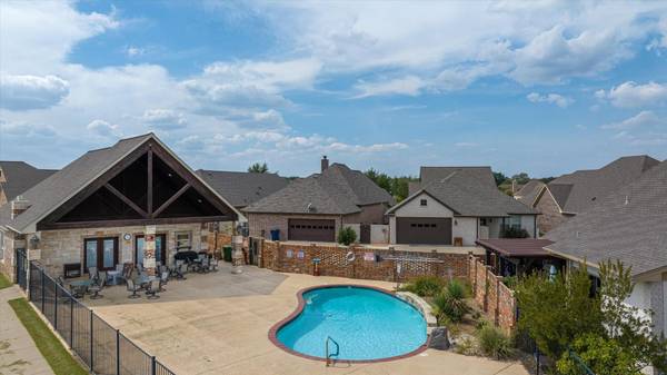 Granbury, TX 76049,3520 Fountain Way