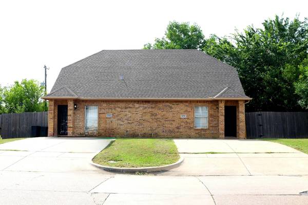 307 Kings Way Drive,  Mansfield,  TX 76063