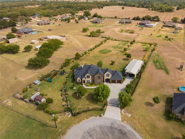 116 Cambree Court, Springtown, TX 76082