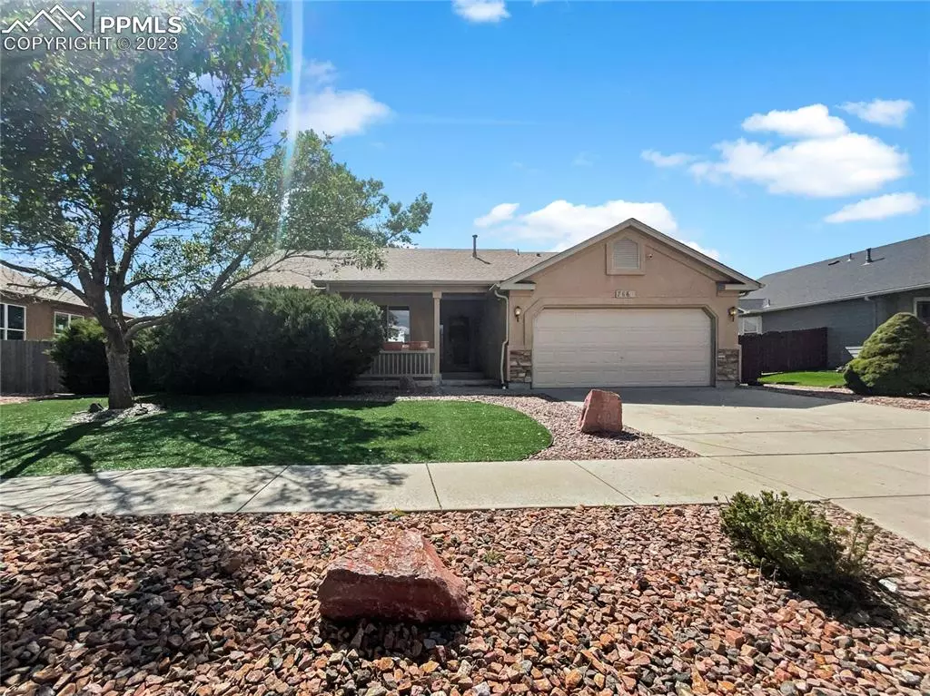 Colorado Springs, CO 80923,7660 Amberly DR