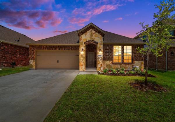 10608 Echo Brook Lane, Aubrey, TX 76227