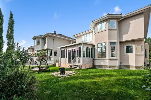 Calgary, AB T3J3T8,229 Coral Shores CPE NE